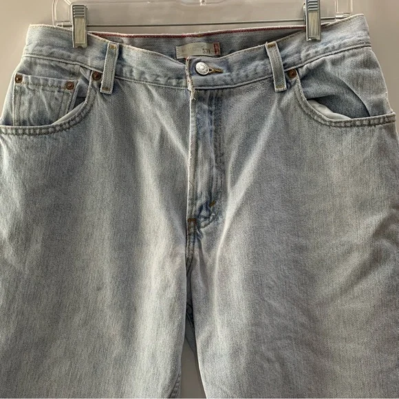 Woman’s Levi’s 550 size 14 vintage 1980s light wash jeans - Picture 2 of 11